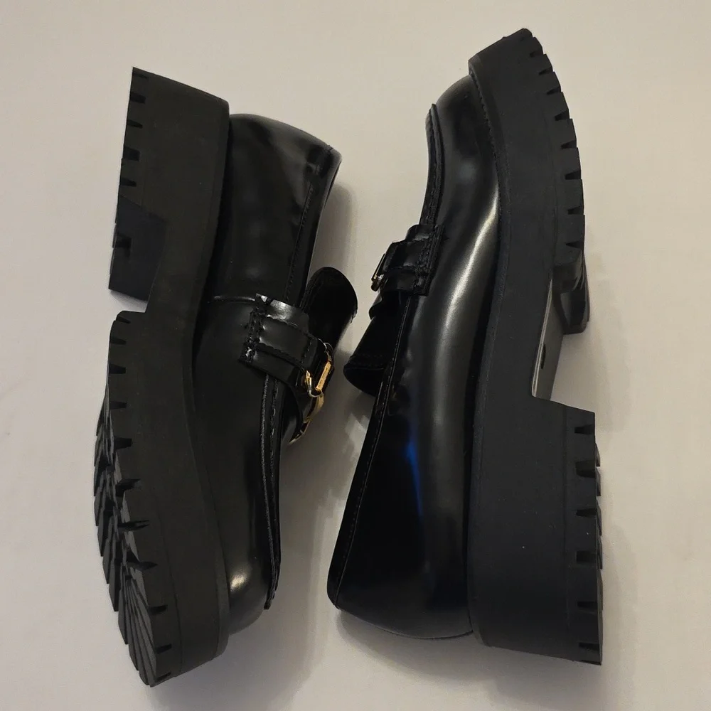 BRAN NEW OSOS DESIGN  WOMEN'S LUG SOLE LOAFER WITH HORSEBIT - Picture 11 of 16